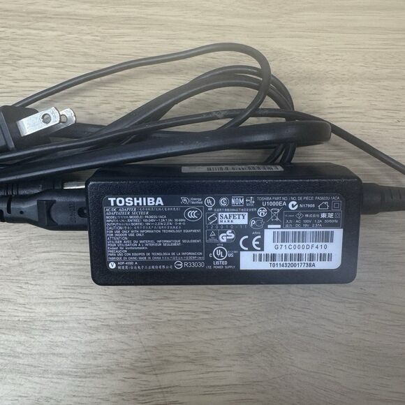 Toshiba 19V 2.37A 45W AC Adapter PA3822U-1ACA Tested And Working - Picture 2 of 7